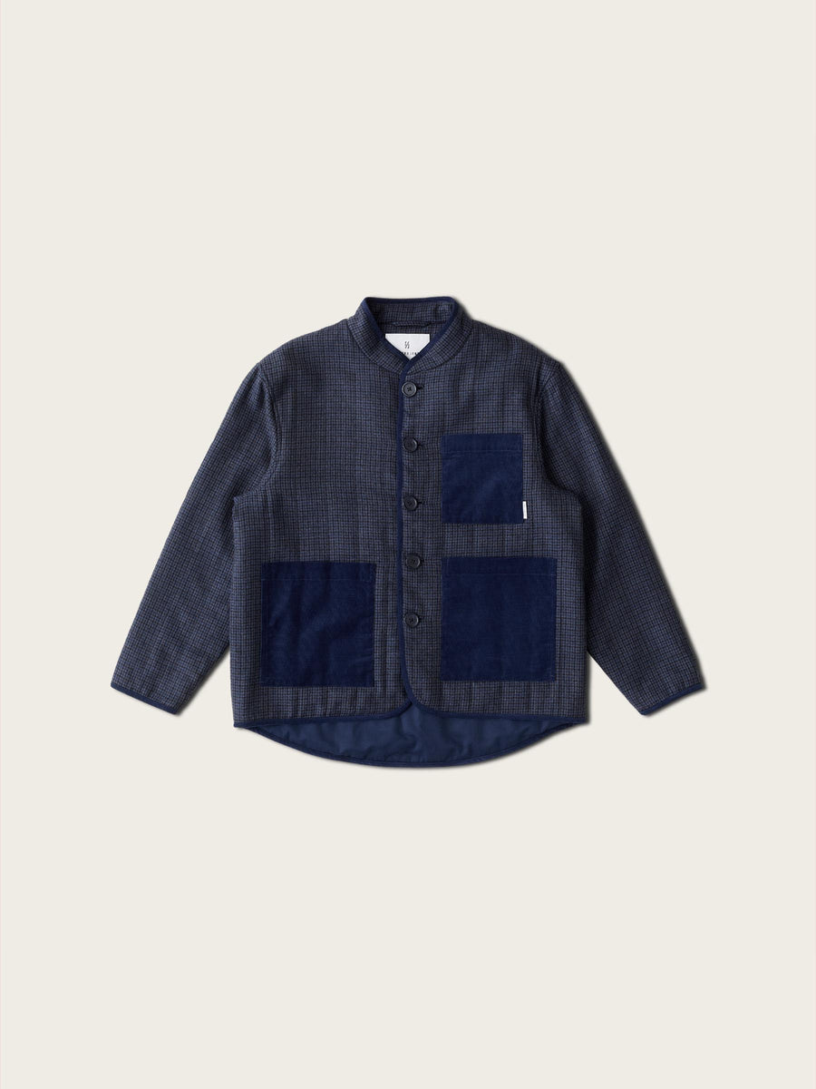 01JCJ002_product-0_flat-