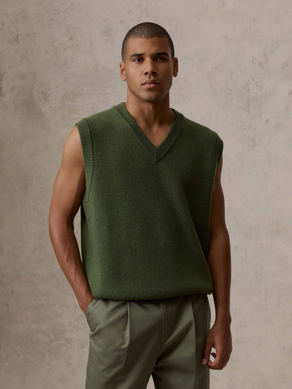 V-neck Merino Vest - Forest – JOSEPH & JAMES